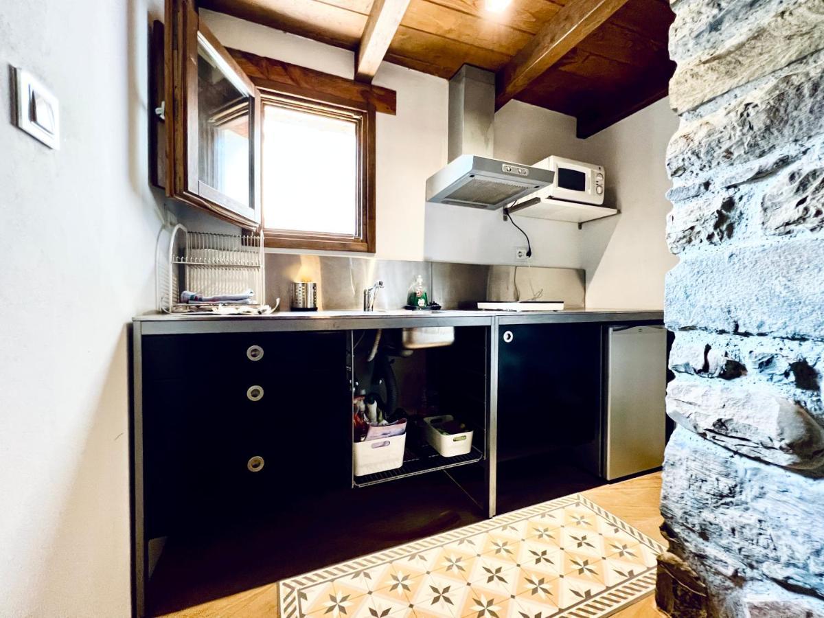 Apartamentos Rurales El Lleron 캄포데카쏘 외부 사진