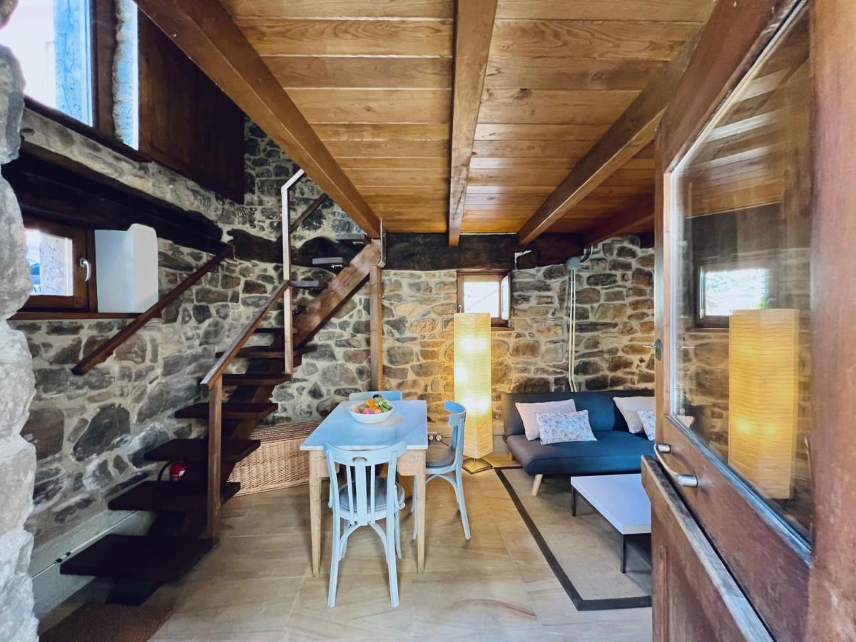 Apartamentos Rurales El Lleron 캄포데카쏘 외부 사진