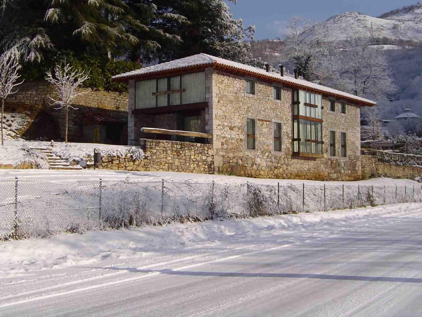 Apartamentos Rurales El Lleron 캄포데카쏘 외부 사진