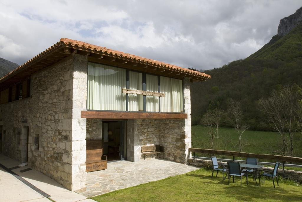 Apartamentos Rurales El Lleron 캄포데카쏘 외부 사진
