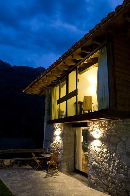 Apartamentos Rurales El Lleron 캄포데카쏘 외부 사진